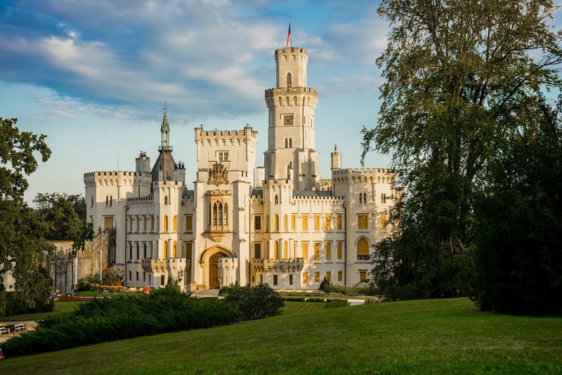 Fairy-tale Wedding Spaces